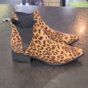 Mylu boots cheetah boots